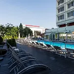 Continental Szálloda 4*
