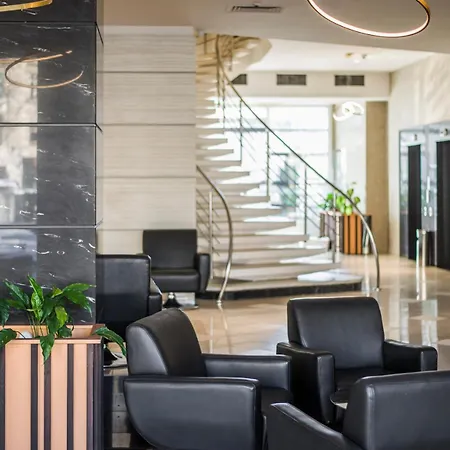 Continental 4*
