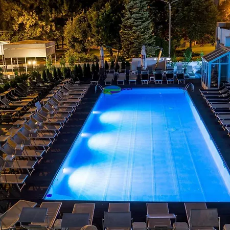 Continental 4*