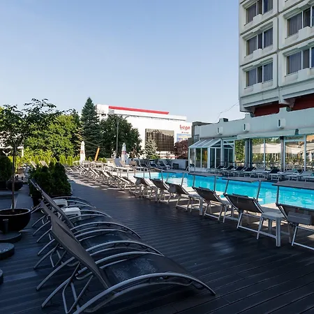 Continental Hotel 4*