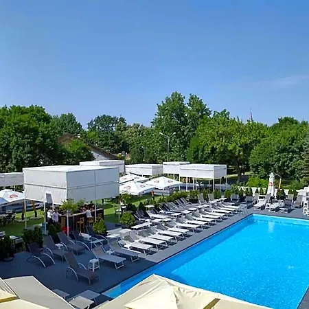 Szálloda Continental 4*