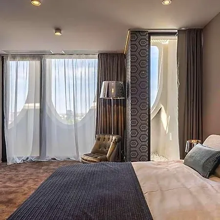 Continental 4* Temesvár