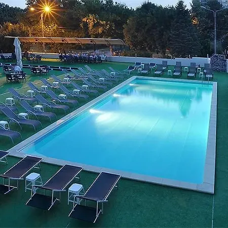 Continental Hotel