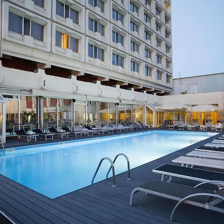 Continental Hotel