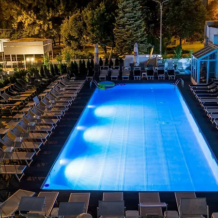 Continental Hotel 4*