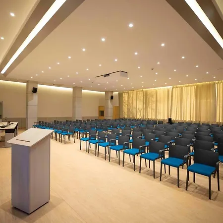 Continental Hotel 4*