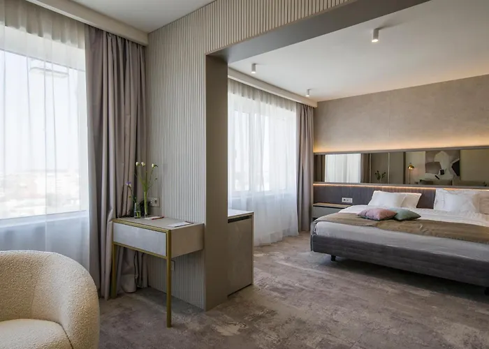 Continental Hotel 4*